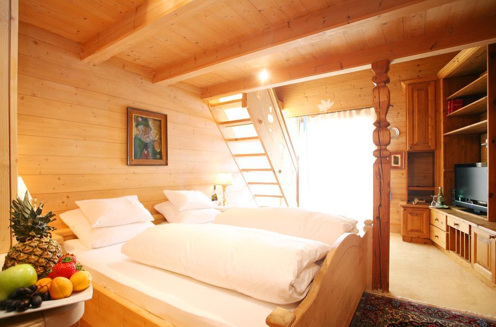 Rosis Sonnbergstuben Hotel คิทซ์บือห์ ห้อง รูปภาพ