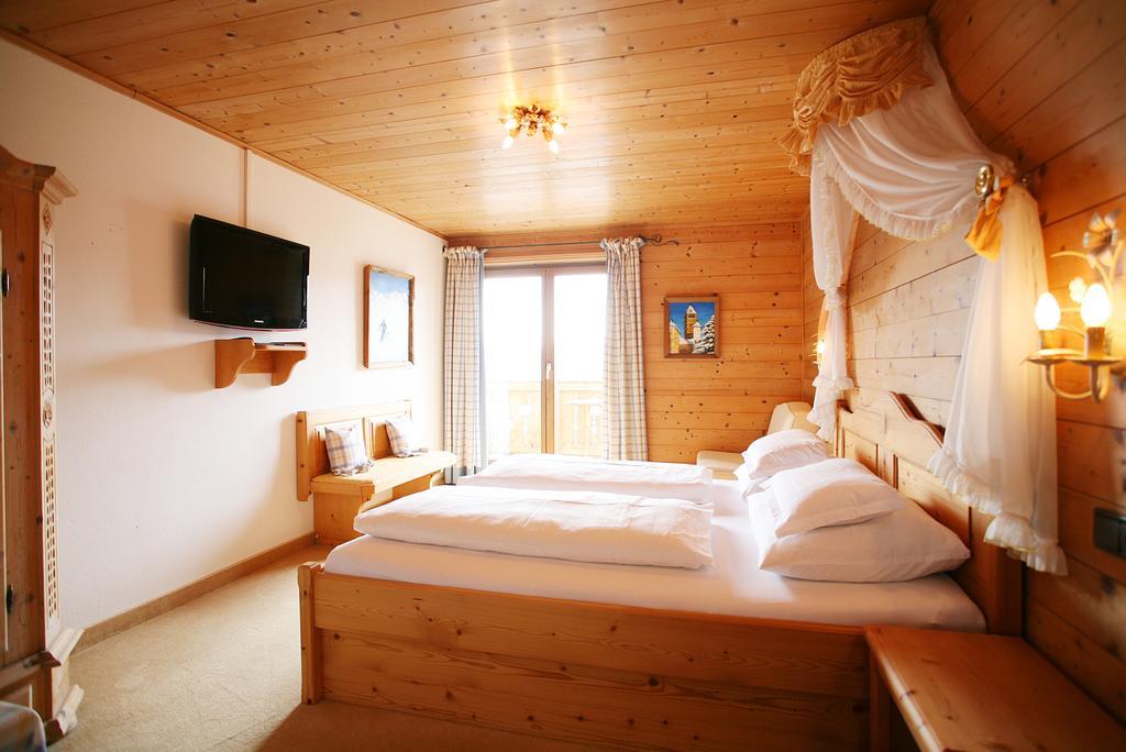 Rosis Sonnbergstuben Hotel คิทซ์บือห์ ห้อง รูปภาพ